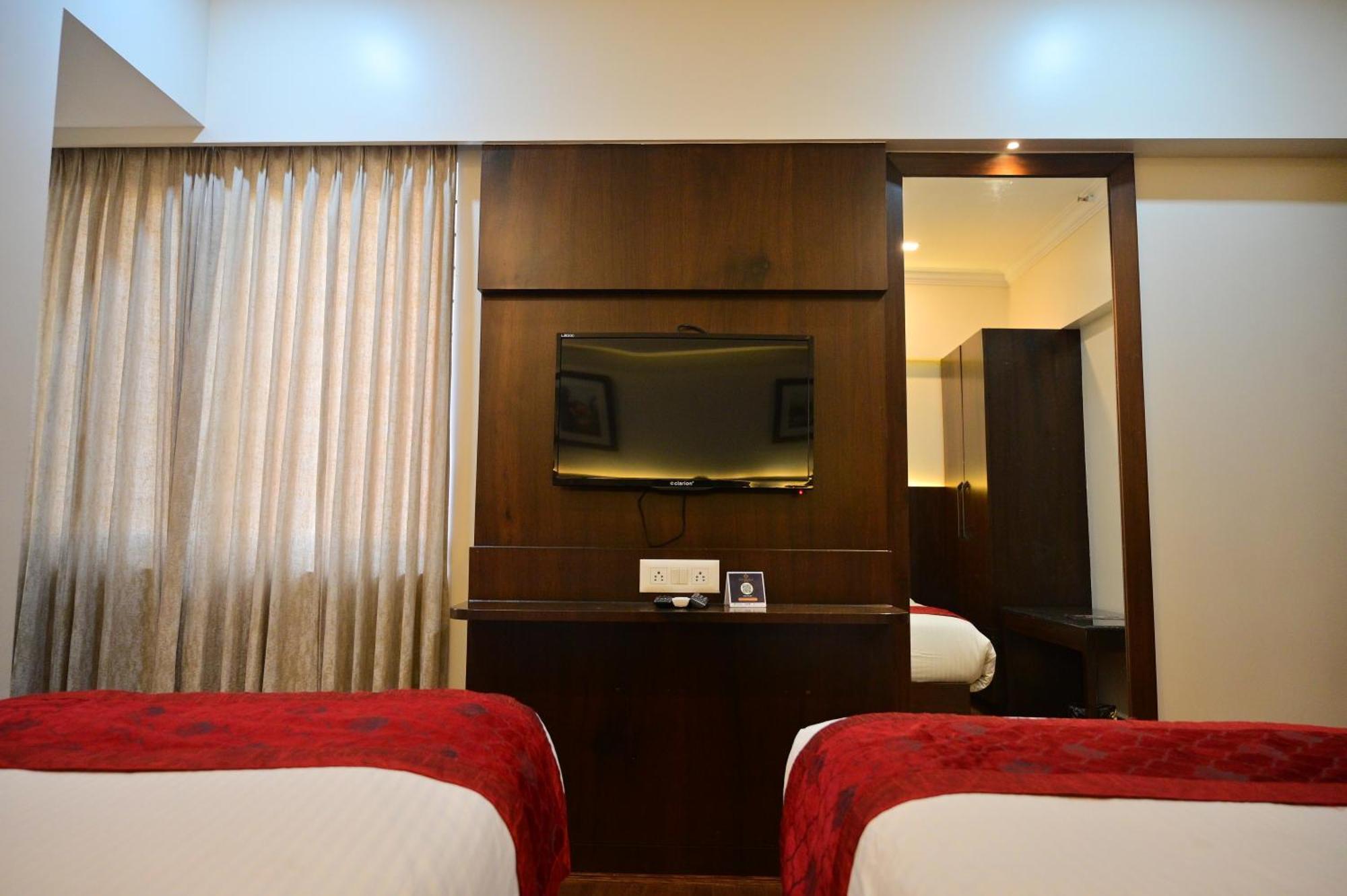 Hotel Golden Riviera مَسّور المظهر الخارجي الصورة