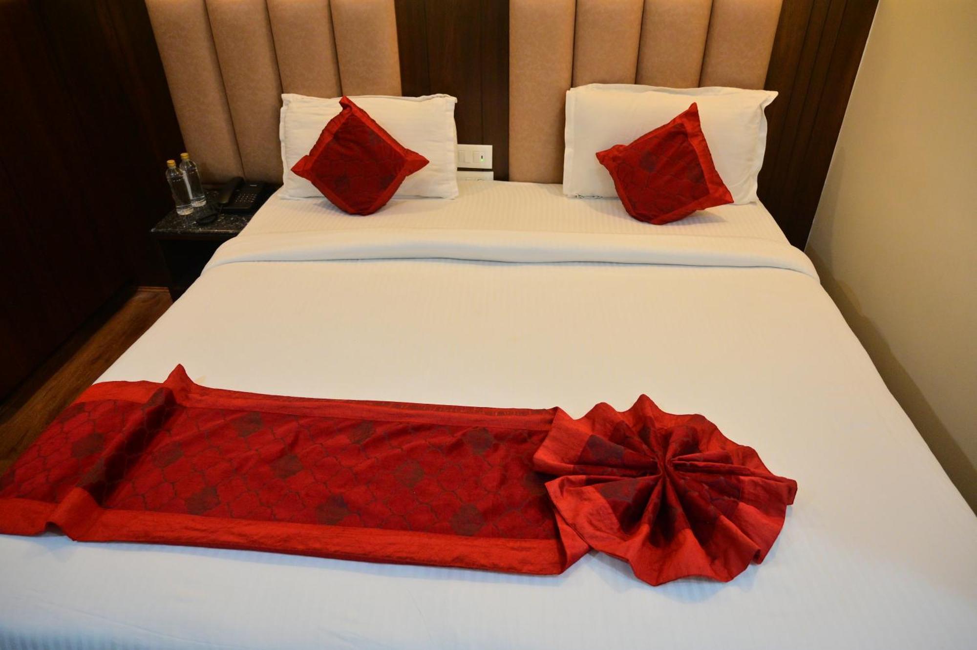 Hotel Golden Riviera مَسّور المظهر الخارجي الصورة